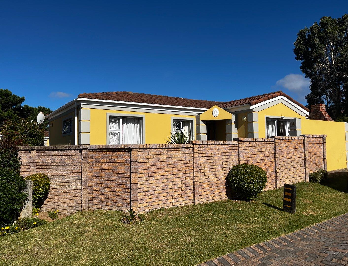 Lorraine Property Property and houses for sale in Lorraine