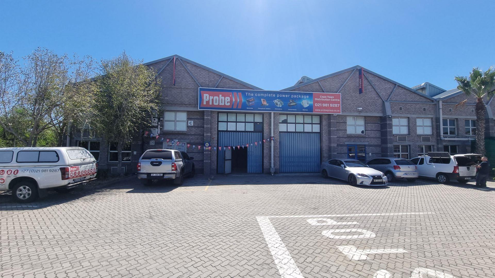 Elsies River Industrial Property Industrial property to rent in