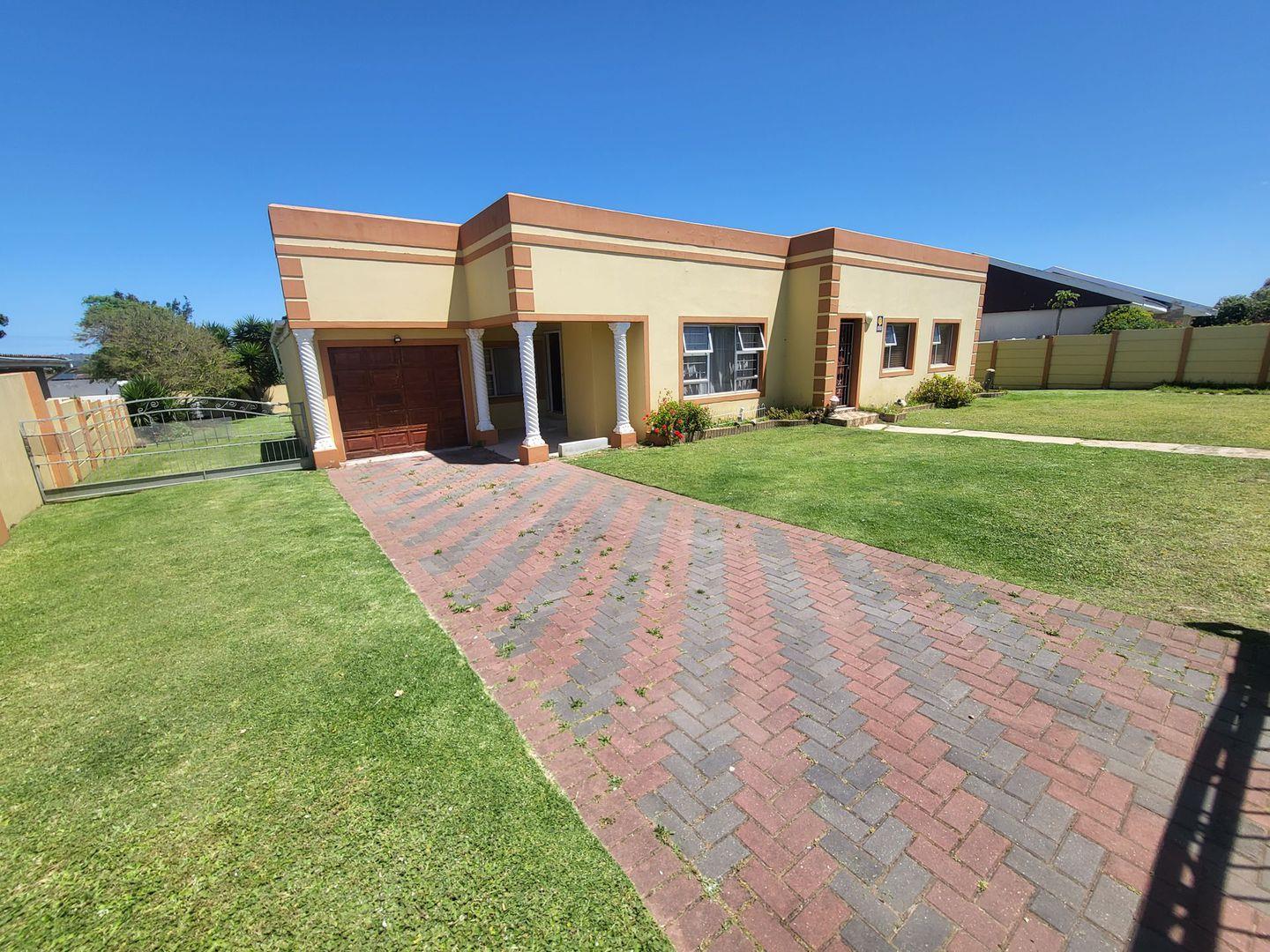 3 Bedroom House for sale in Rowallan Park P24114127157