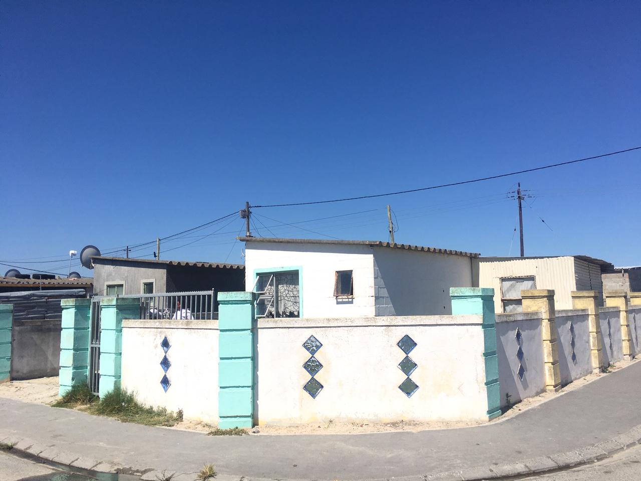 1 Bedroom House for sale in Sabata Dalindyebo Square P24114127159
