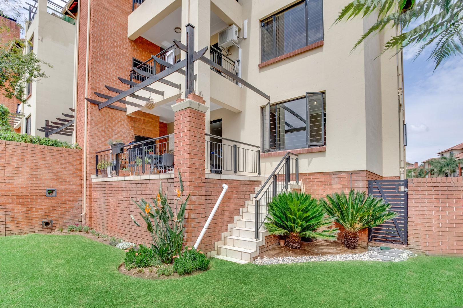 2 Bedroom Apartment / flat for sale in Sunninghill P24114127727