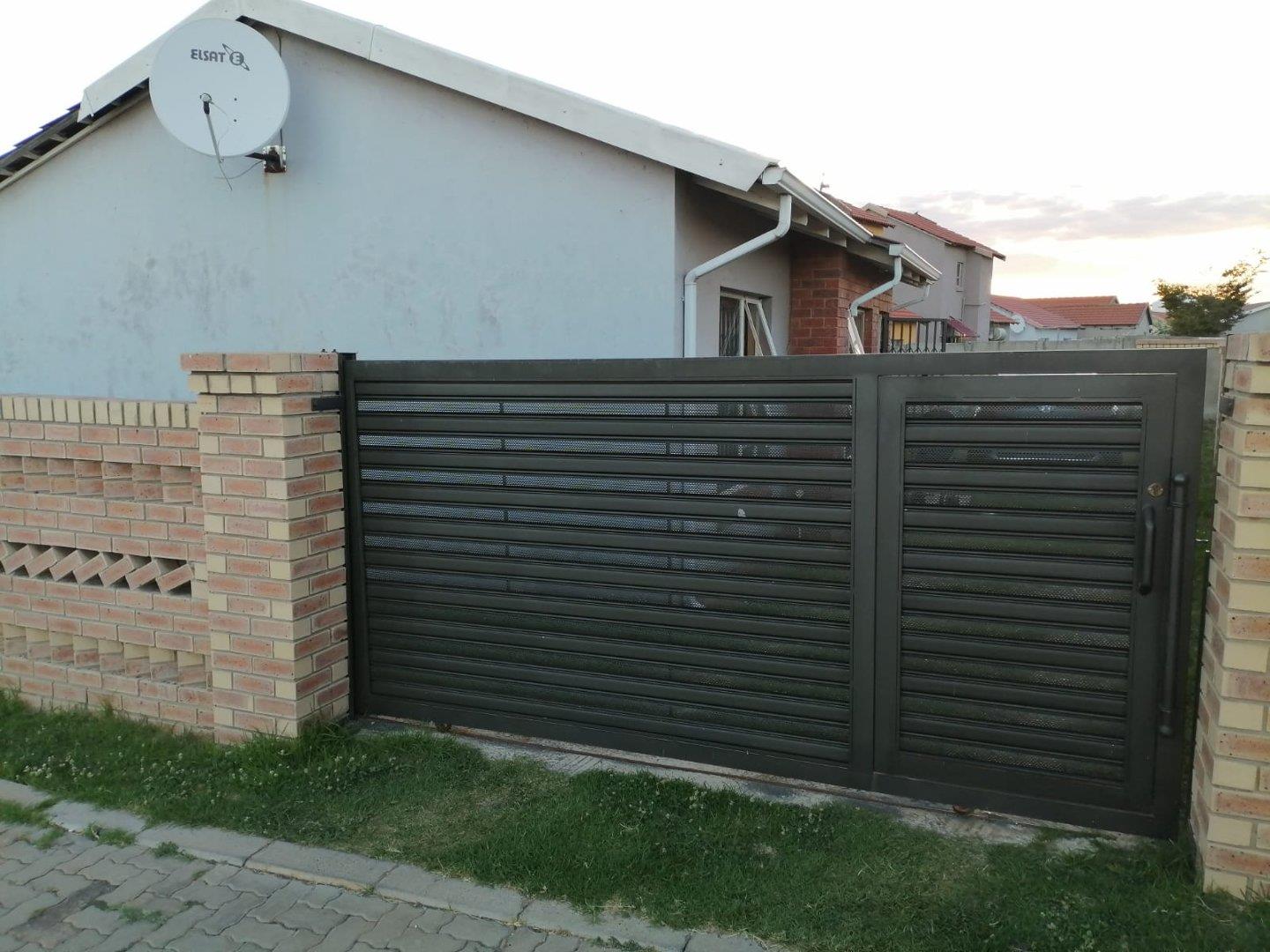 Sharon Park Property Property and houses to rent in Sharon Park