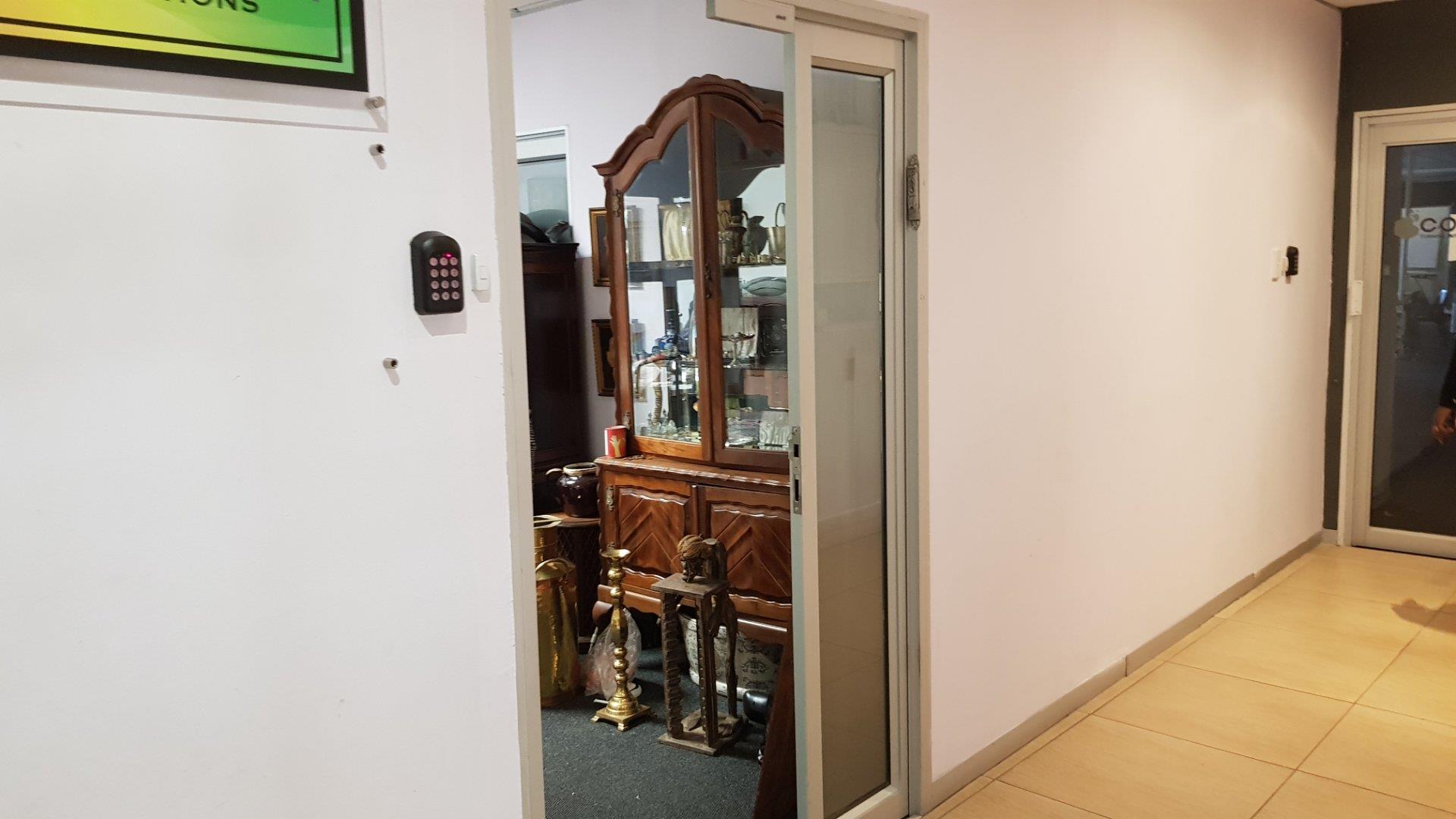 Commercial property to rent in Upper Houghton 194 Louis Botha Avenue