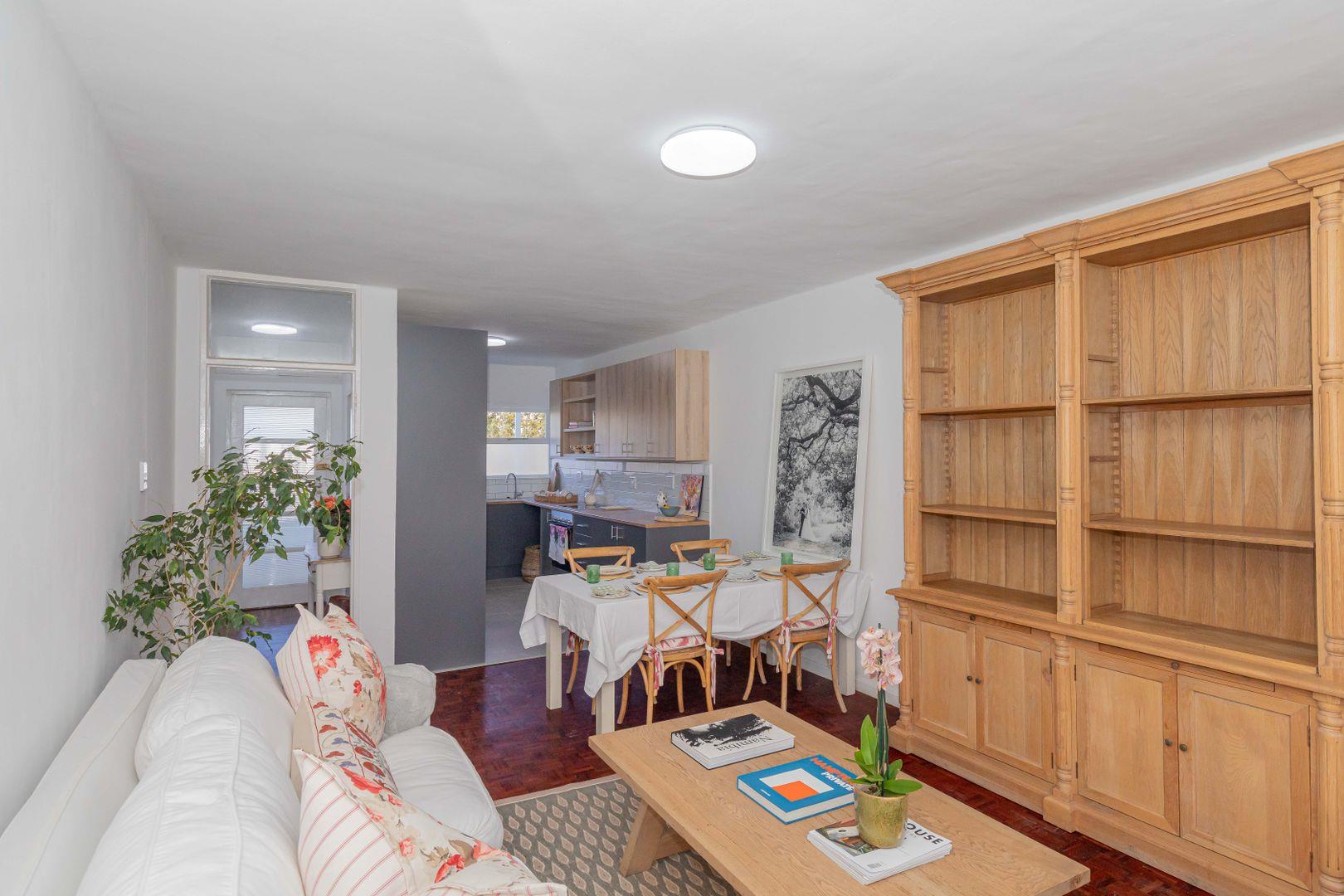 Wynberg Upper Property Apartments / flats for sale in Wynberg Upper