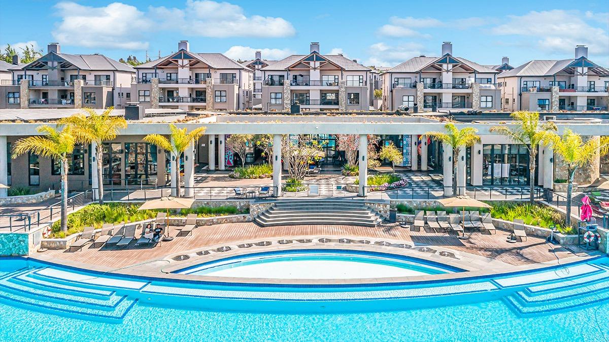 2 Bedroom Apartment / flat for sale in Waterfall 221 Polofields/ 221