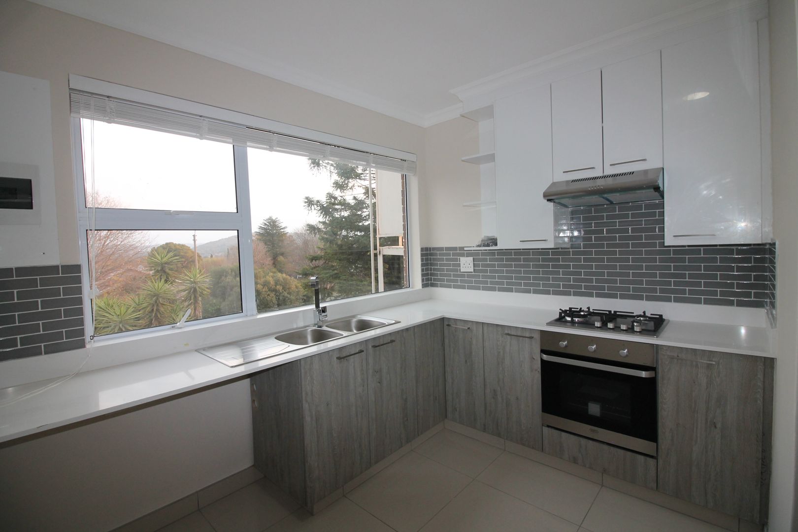 Dowerglen Property Apartments / flats to rent in Dowerglen