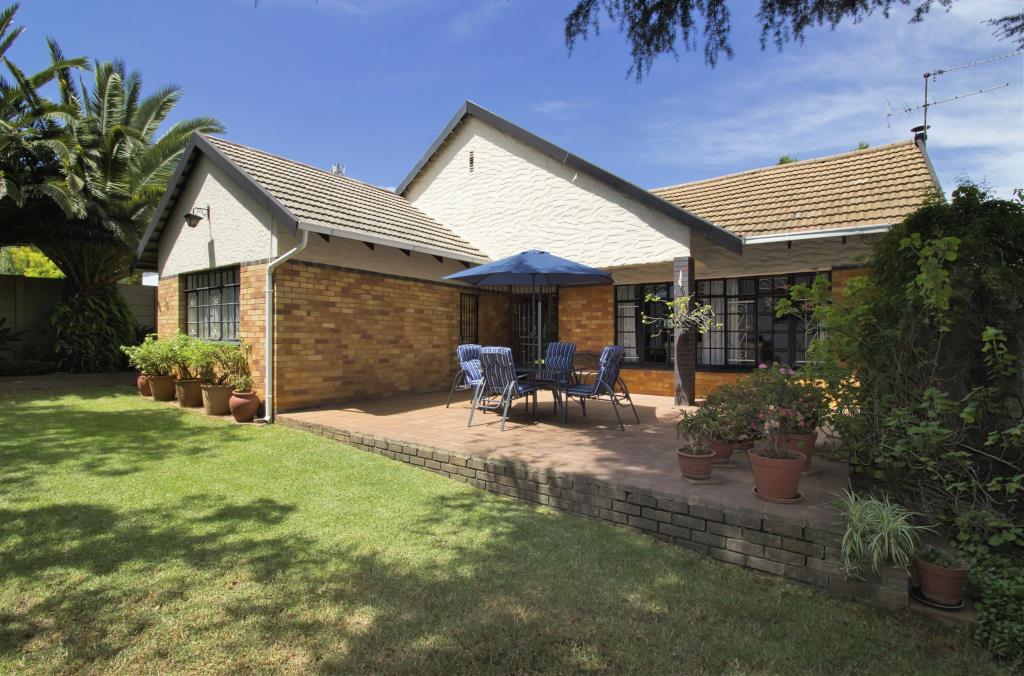 3 Bedroom House for sale in Dunvegan P24114130710