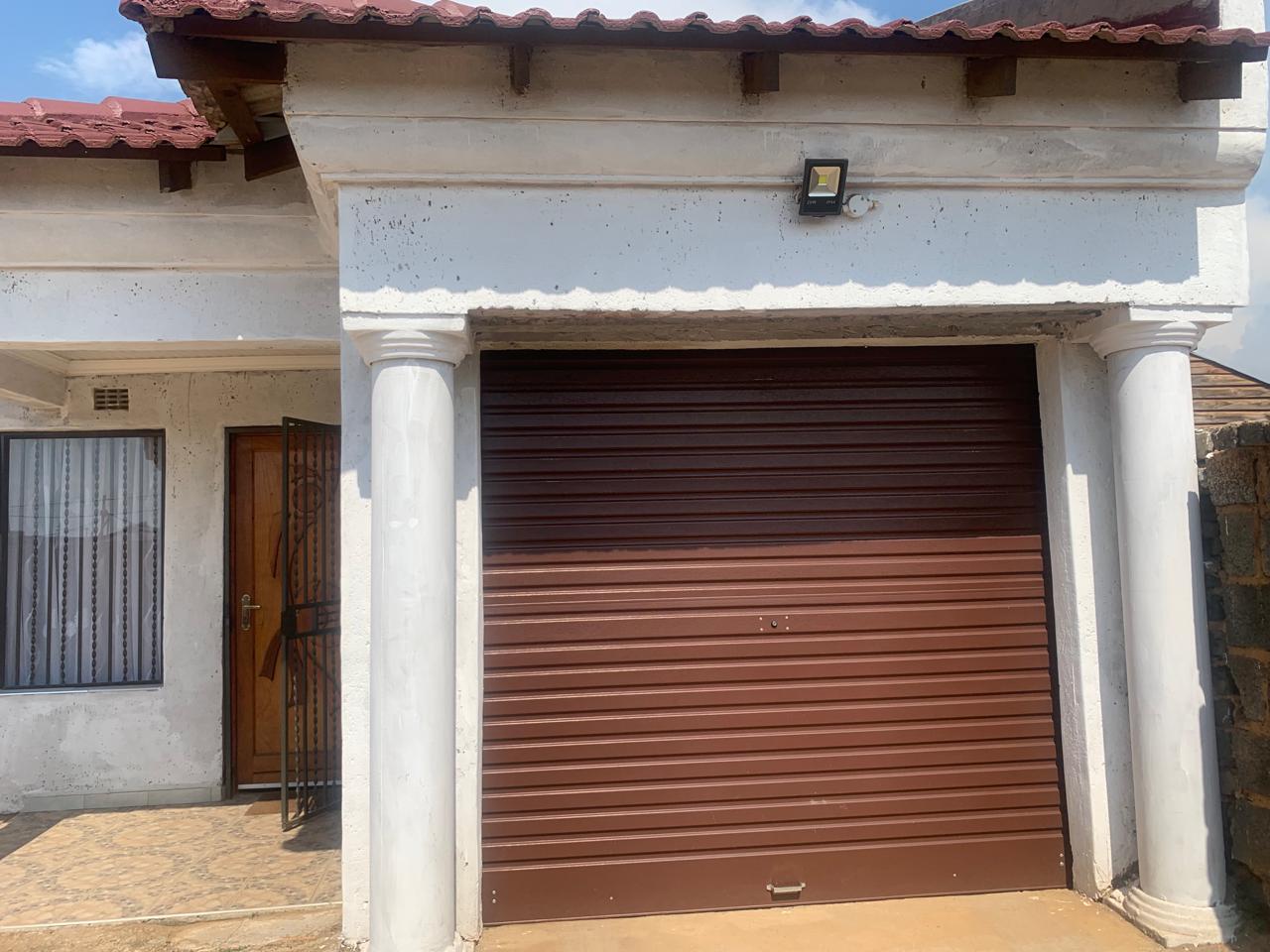 2 Bedroom House for sale in Mayfield P24114132059