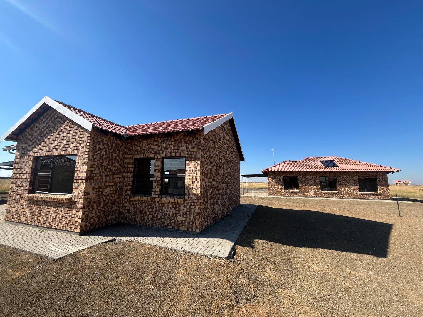 3 Bedroom House for sale in Hillside View P24114132436