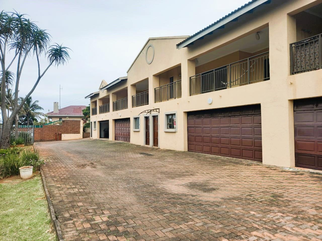 3 Bedroom Townhouse for sale in Ramsgate P24114133765