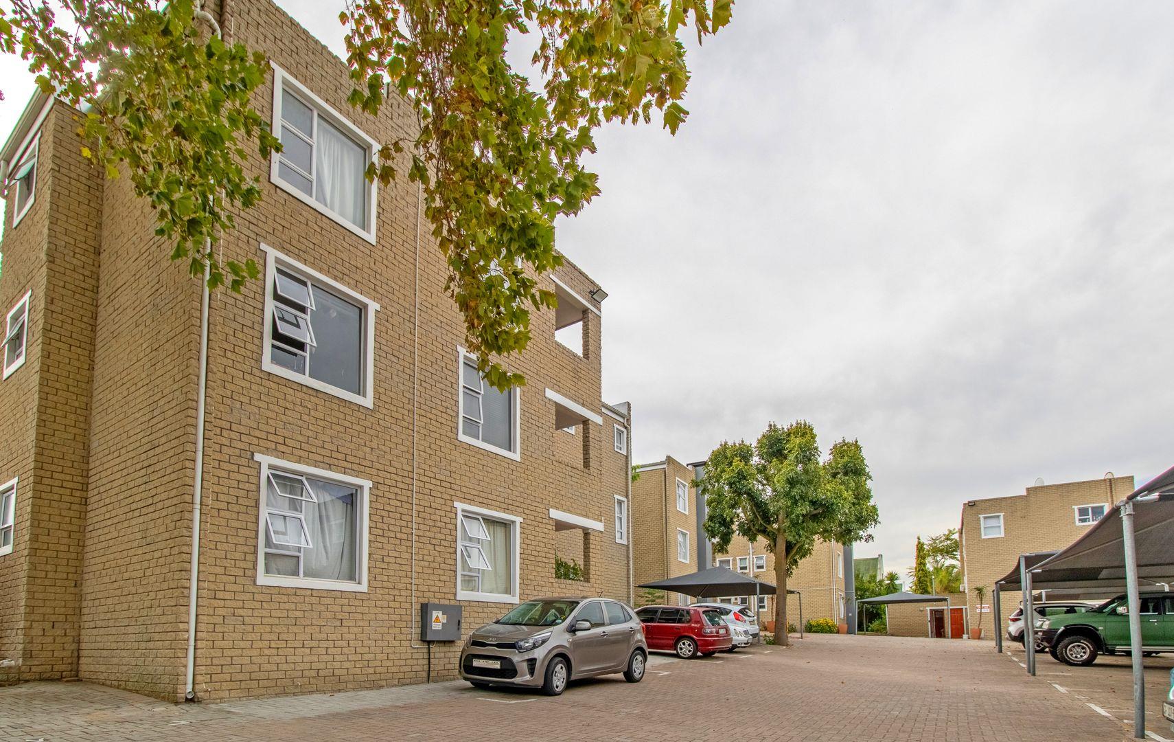 2 Bedroom Apartment / flat for sale in Bracken Heights P24114134321