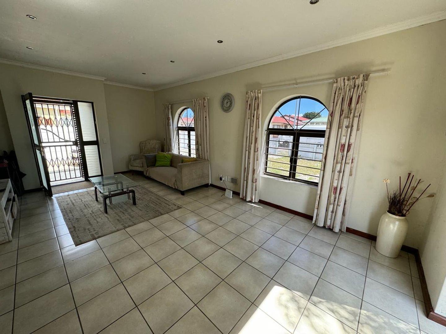 3 Bedroom House for sale in Sarepta P24114136780