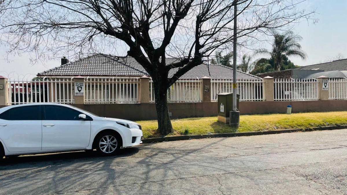 House to rent in Kempton Park Central 19 Kempton Park P24114138046