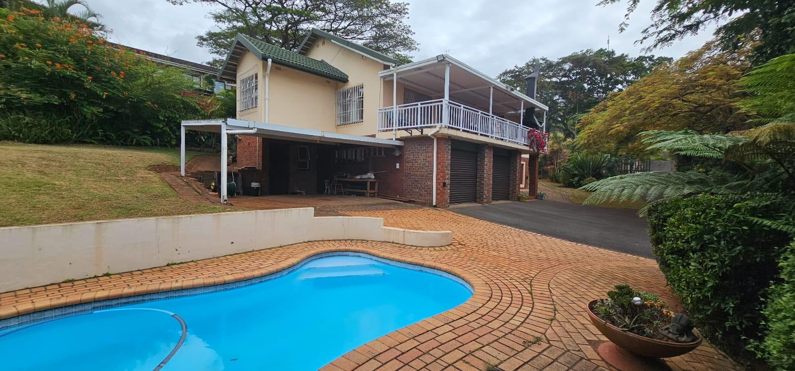 4 Bedroom House for sale in Pennington P24114138311