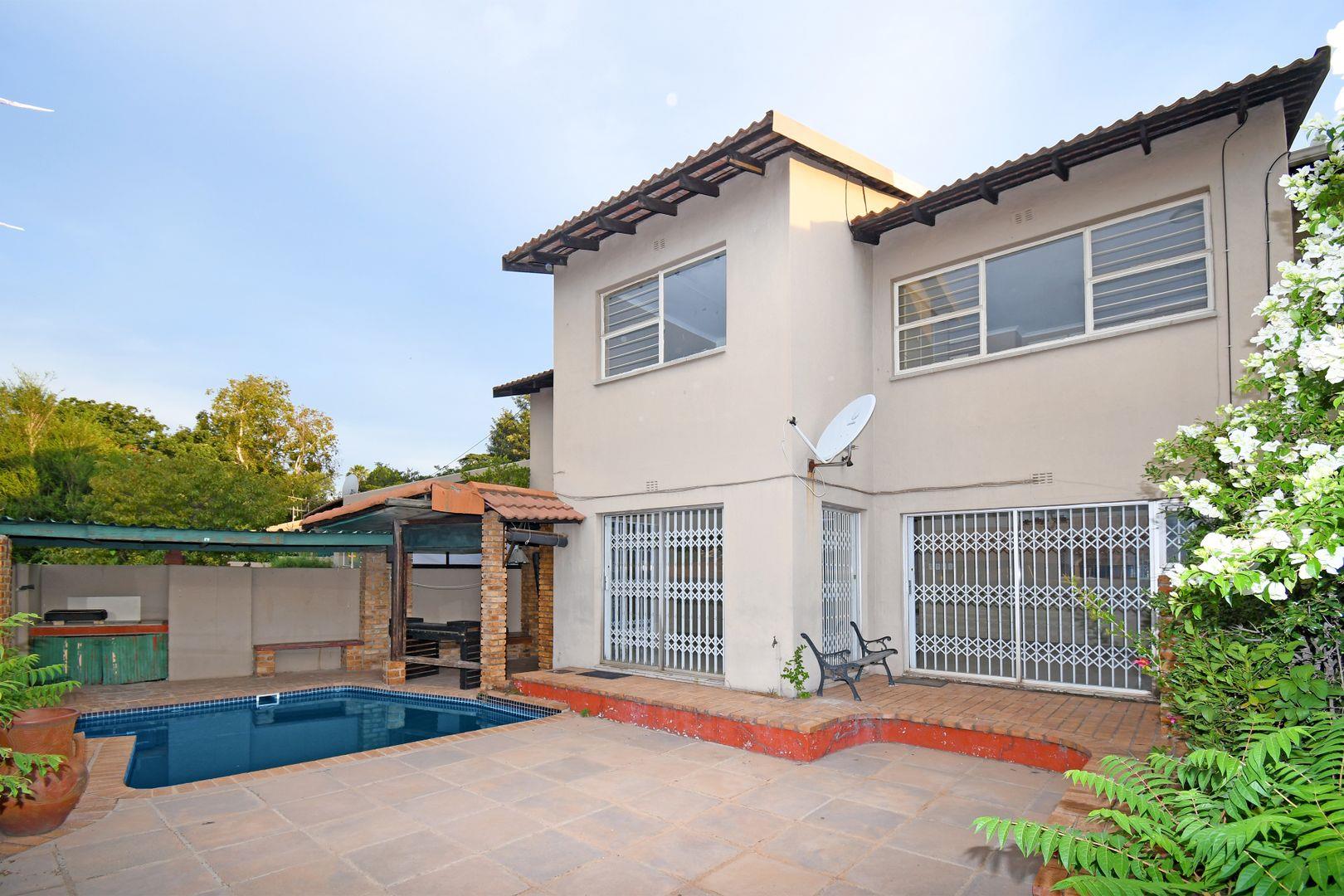 4 Bedroom Townhouse for sale in Corlett Gardens 9 River Close, 16