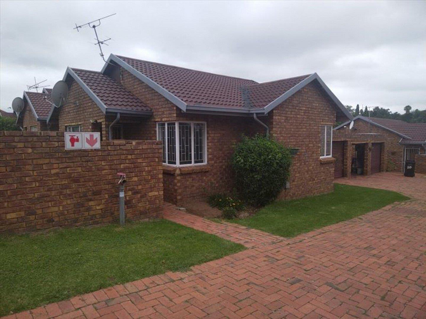 2 Bedroom Townhouse for sale in Birchleigh North 9 Birch Meadow I 8