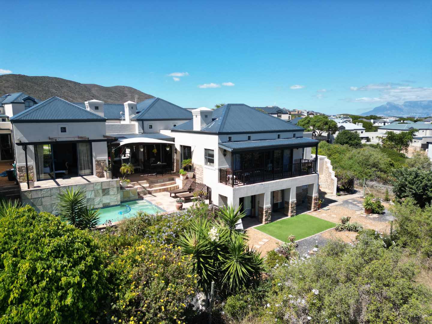 4 Bedroom House for sale in Atlantic Beach Golf Estate P24113940103