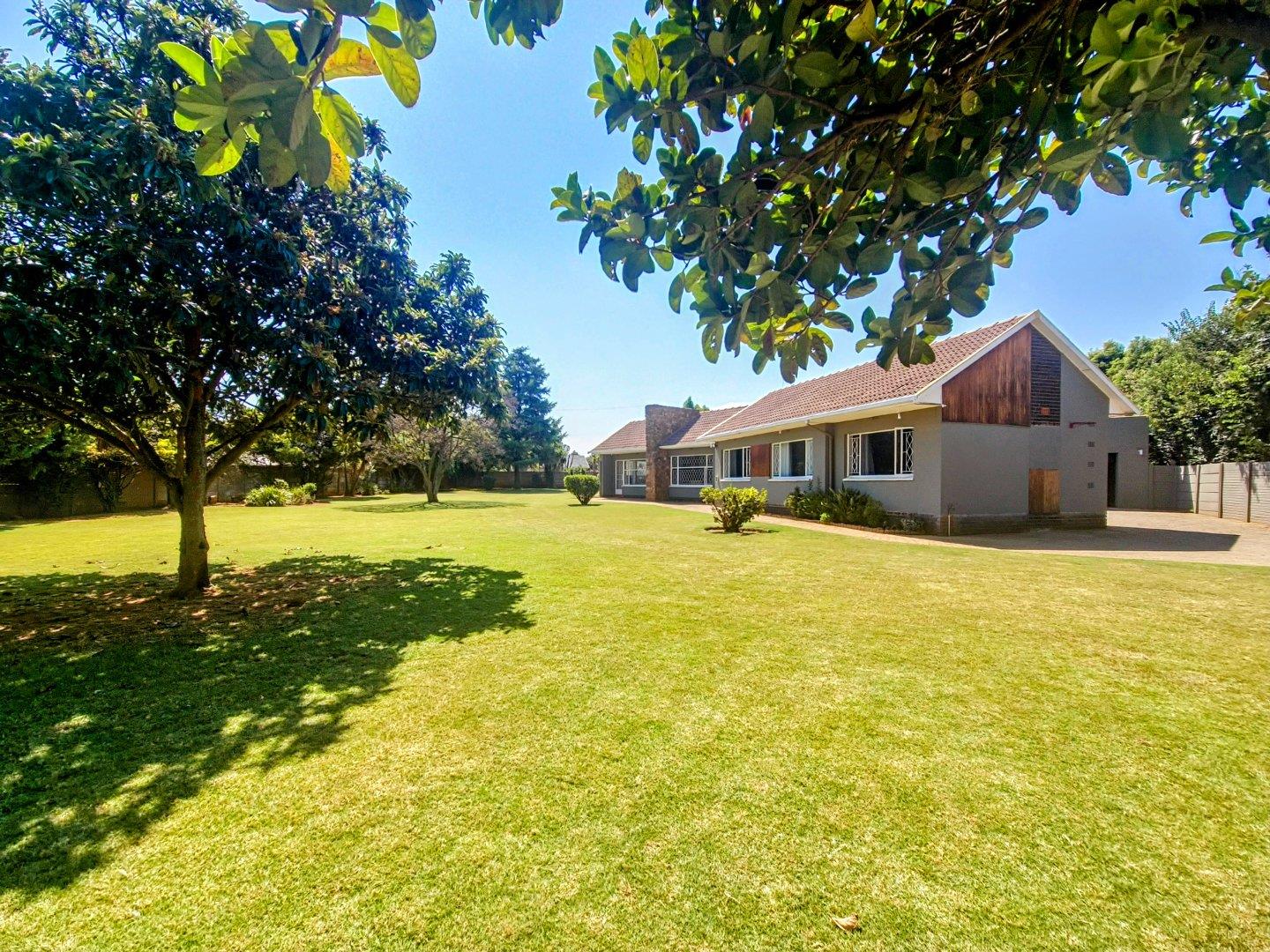 3 Bedroom House for sale in Greenhills 42 Darter Road P24114140637