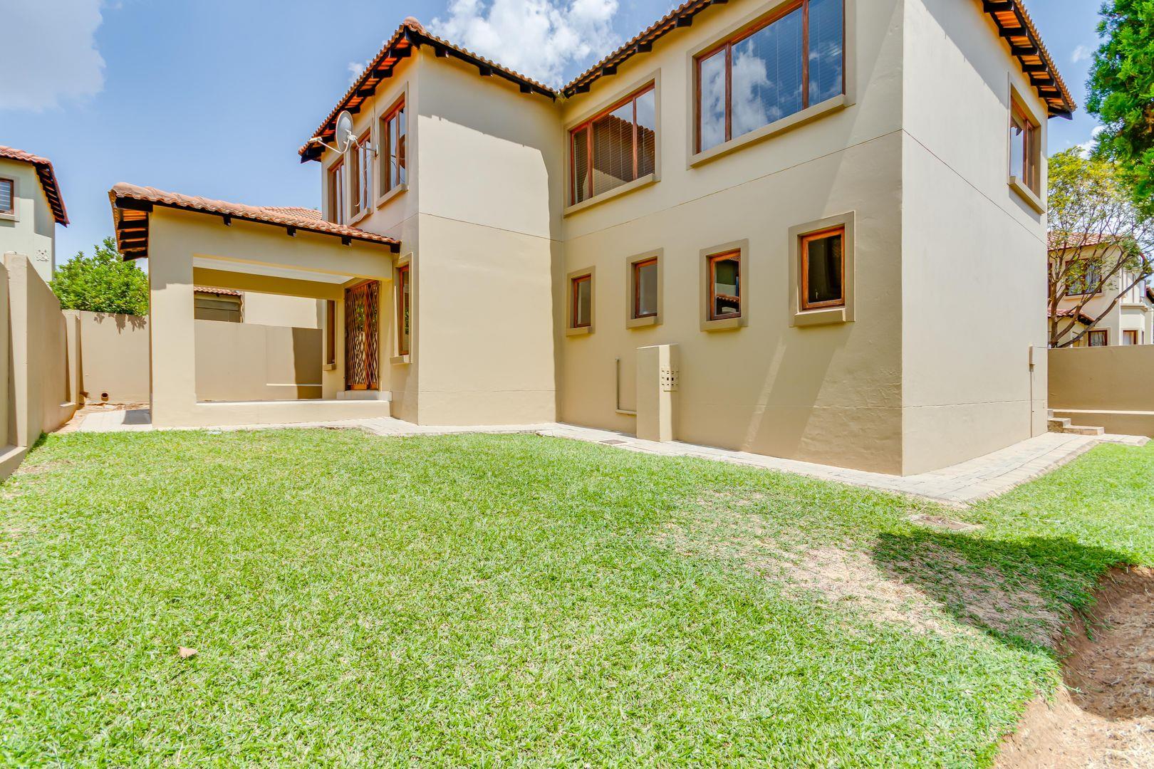 3 Bedroom House for sale in Kyalami P24114005047