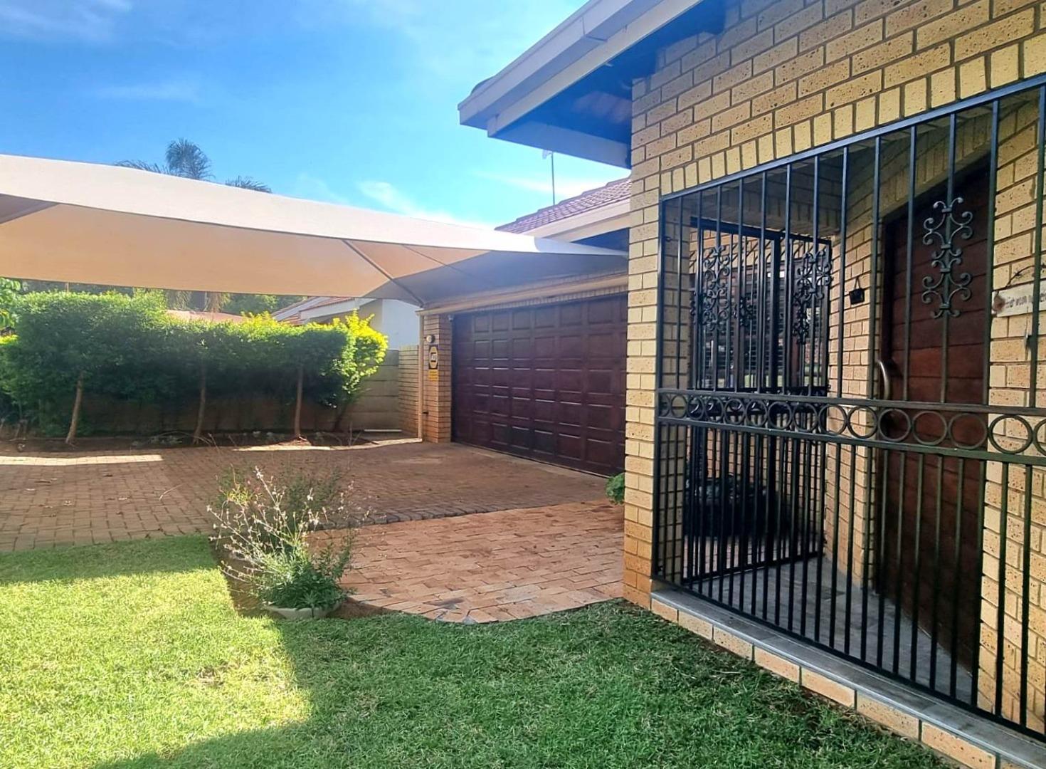 3 Bedroom House for sale in Bodorp P24114145839