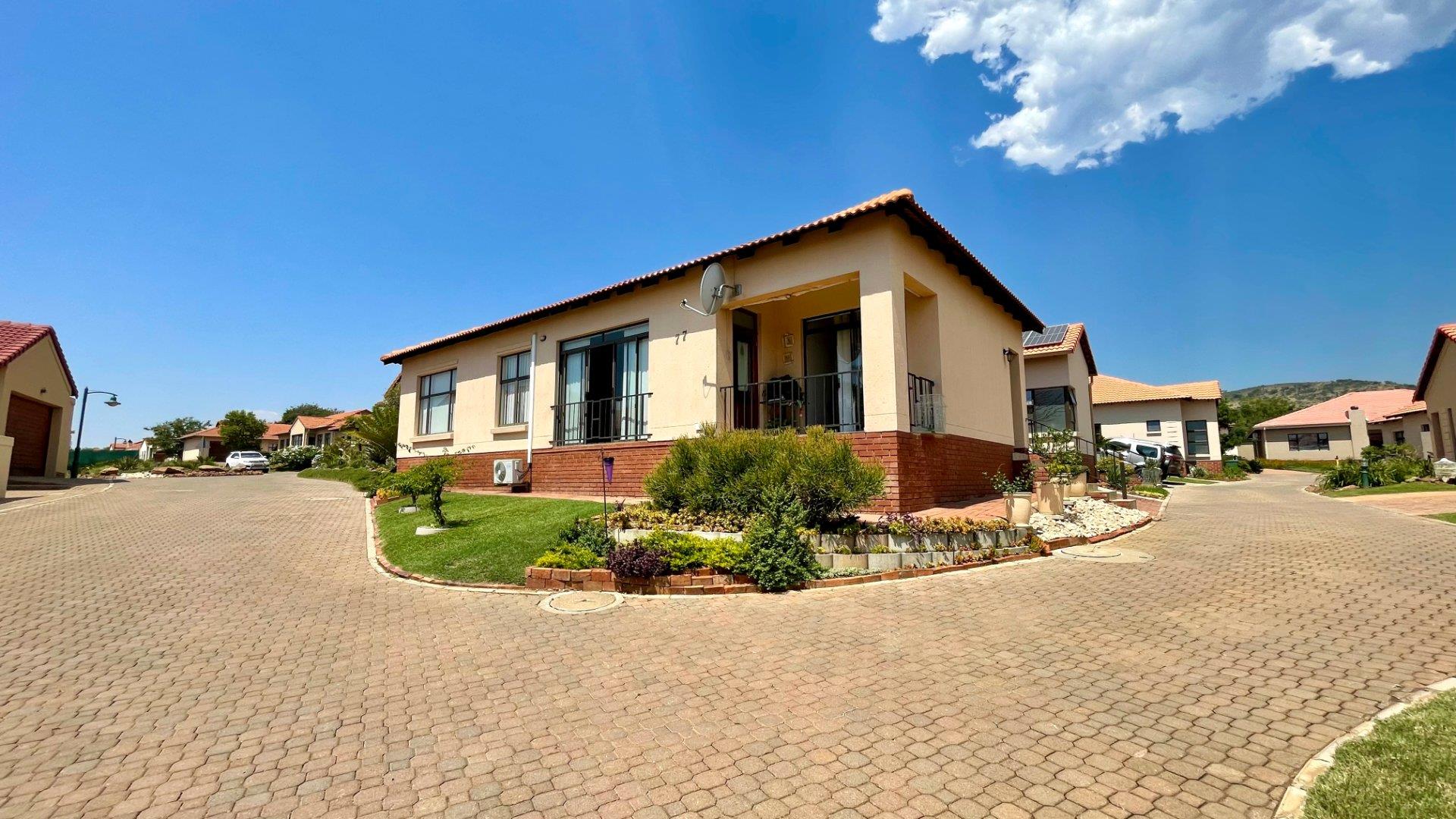 3 Bedroom Townhouse for sale in Xanadu Unit 77 Xanadu Lifestyle