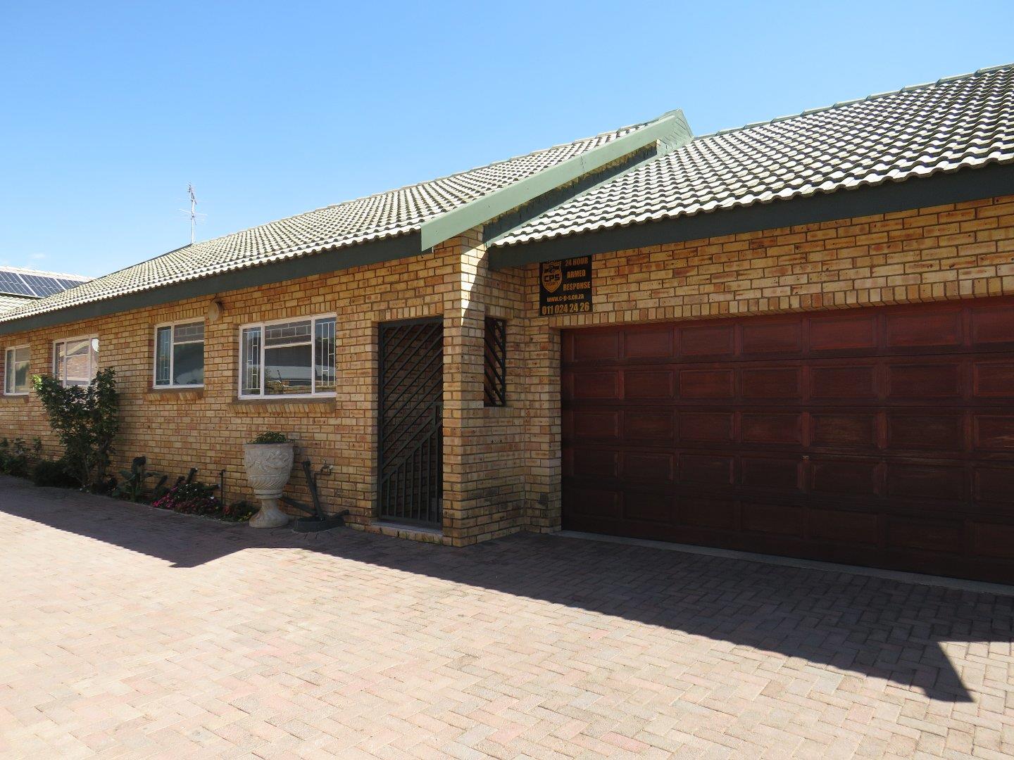 4 Bedroom House for sale in New Redruth 46 Albany Street P24114148195