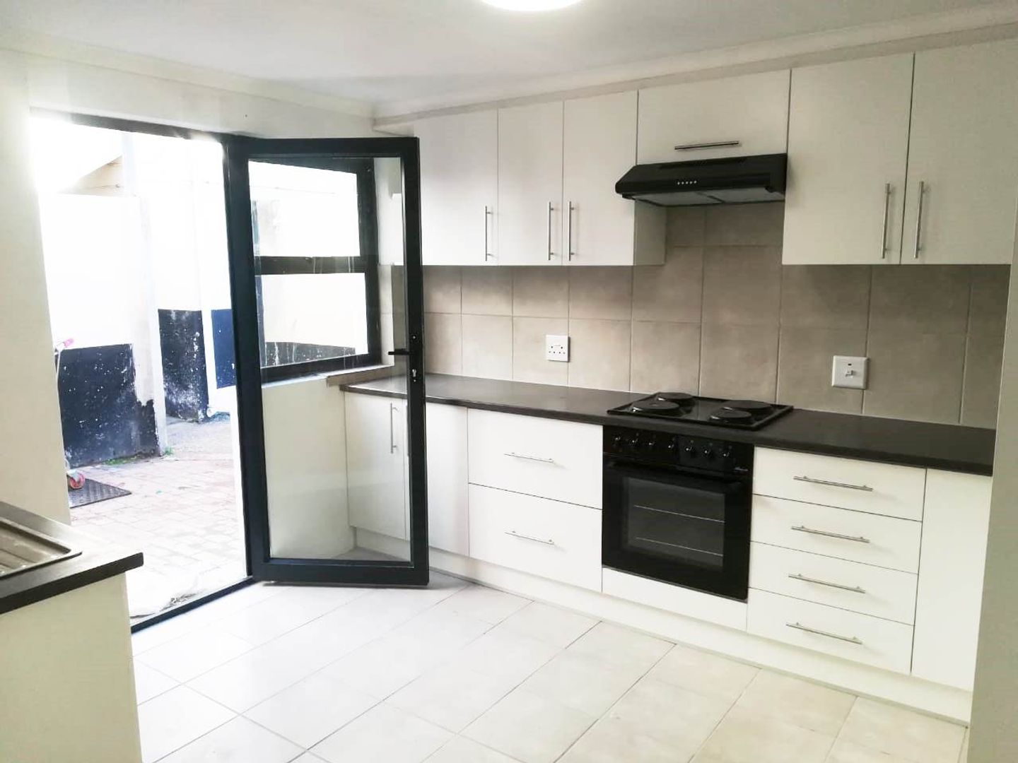 Port Elizabeth Central Property Property and houses to rent in Port