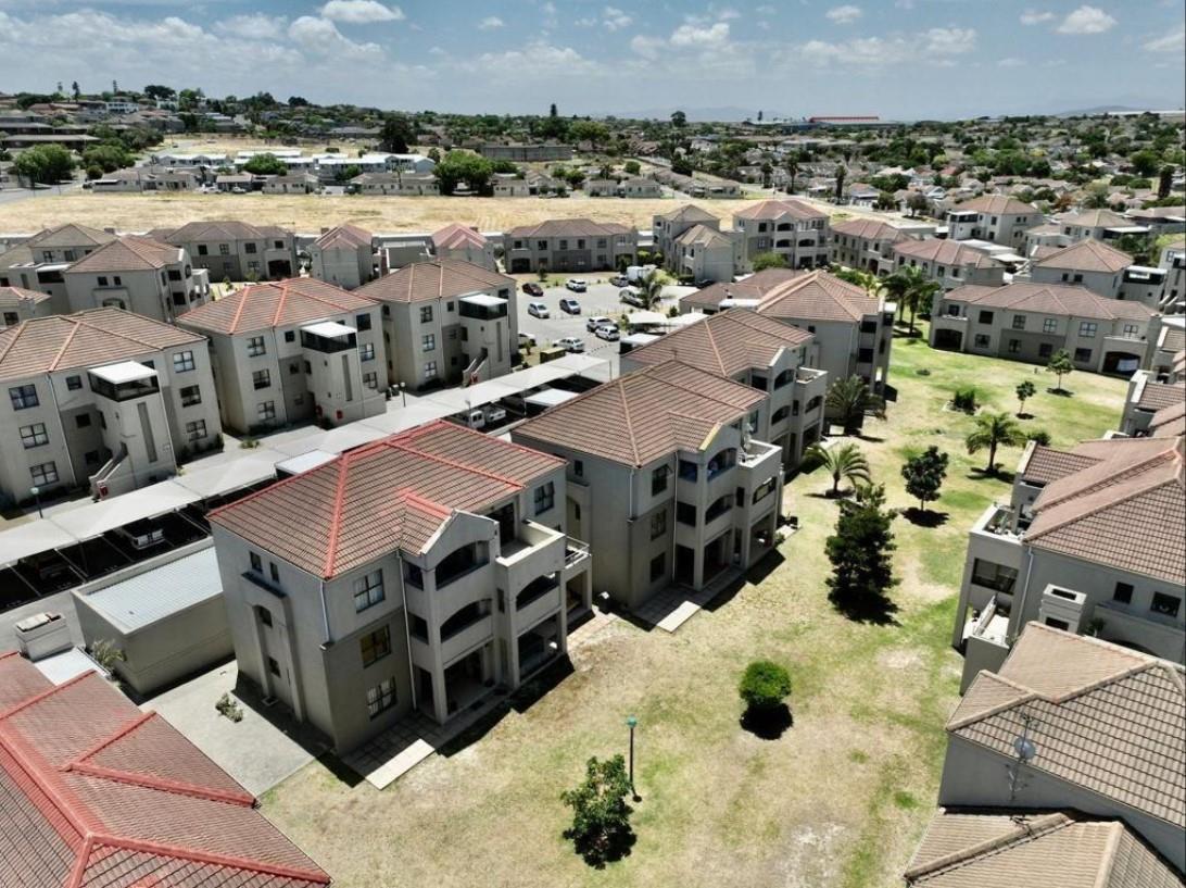 Apartment / flat for sale in Vredekloof Block 27, Unit 97 Ground