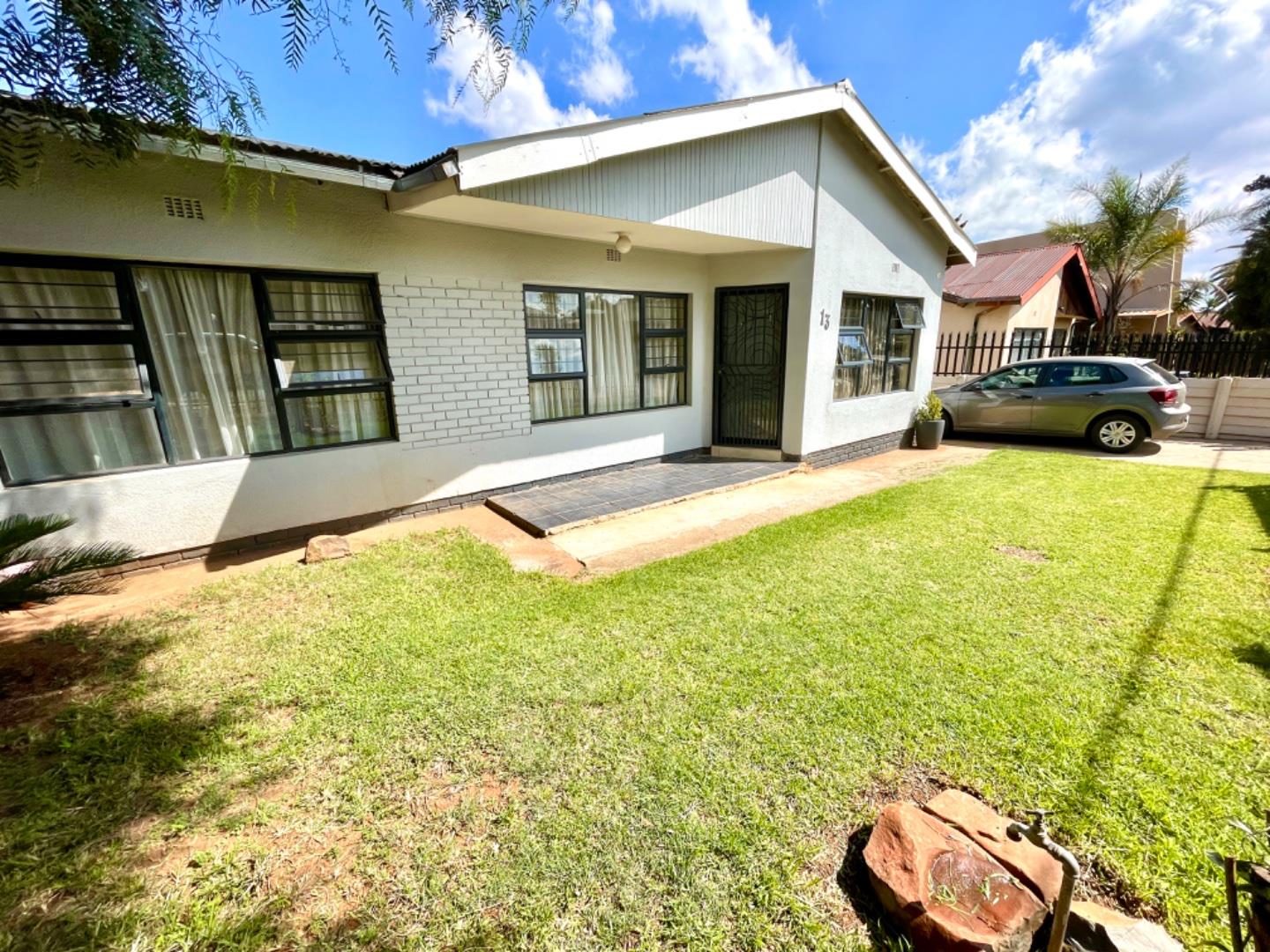 3 Bedroom House for sale in Krugersdorp North 13 Wishart Avenue P24