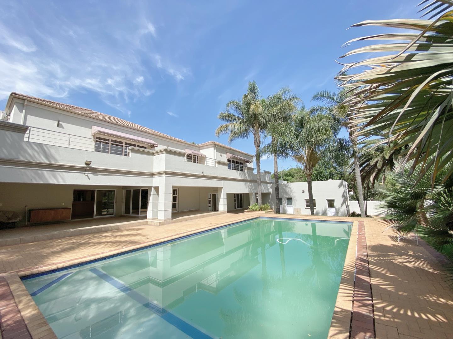 5 Bedroom House for sale in Essexwold 11 Rotherfield Avenue P24