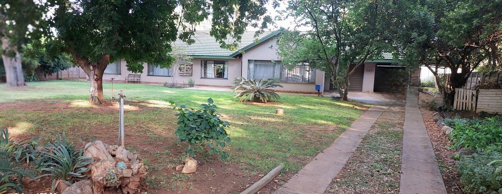 4 Bedroom House for sale in Marble Hall P24114155672