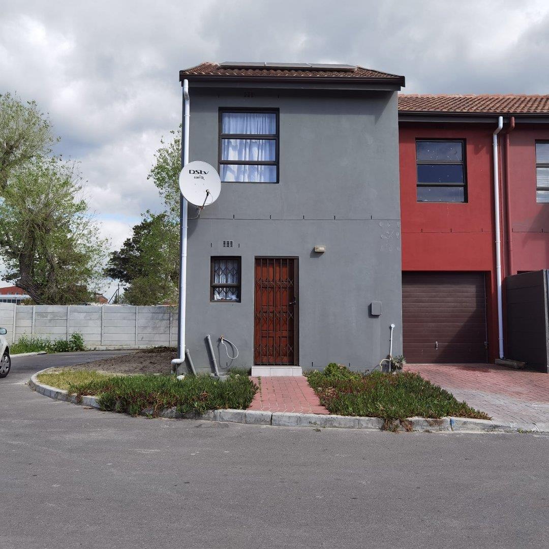 3 Bedroom House for sale in Hagley 7 Deacon Close, Oxford Village