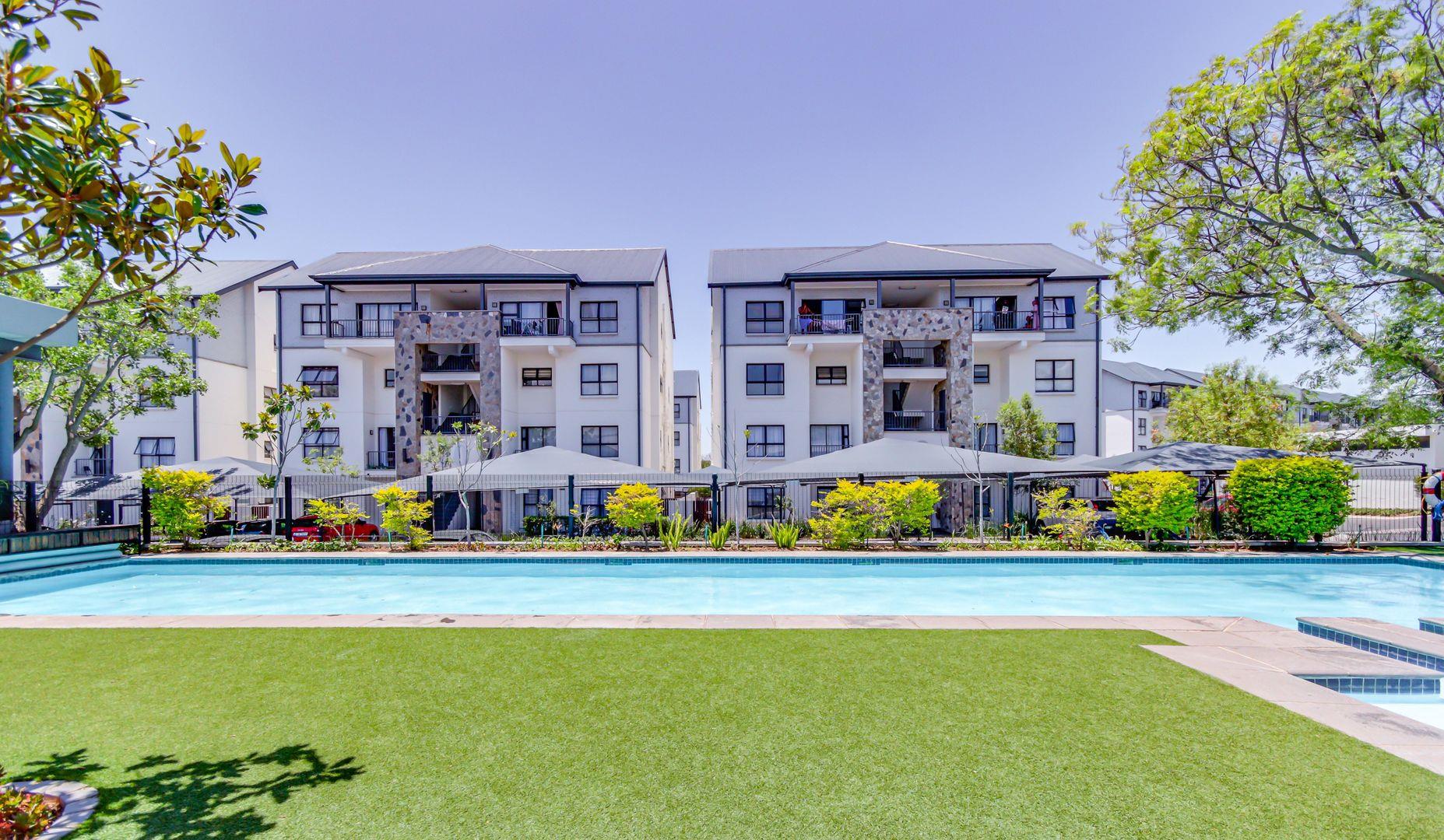 2 Bedroom Apartment / flat for sale in Kyalami P24113763957