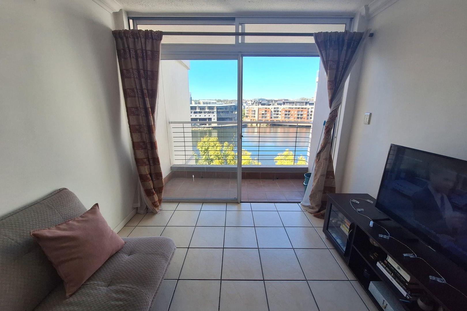 2 Bedroom Apartment / flat for sale in Tyger Waterfront 28 Cascades 3