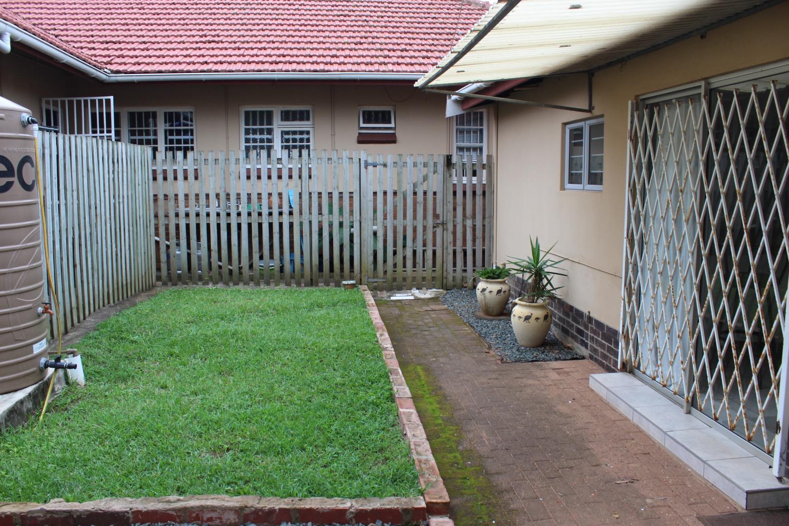 Athlone, Durban North Property Apartments / flats to rent in Athlone