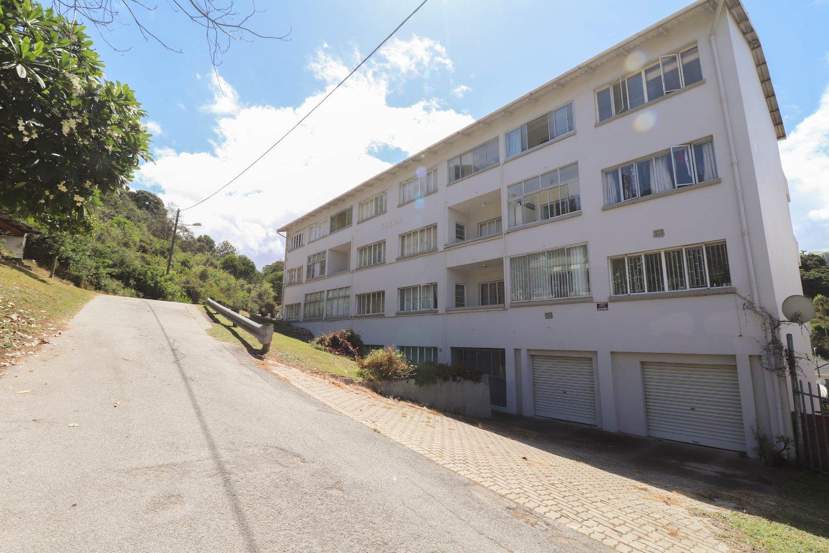 South End, Port Elizabeth Property Apartments / flats for sale in