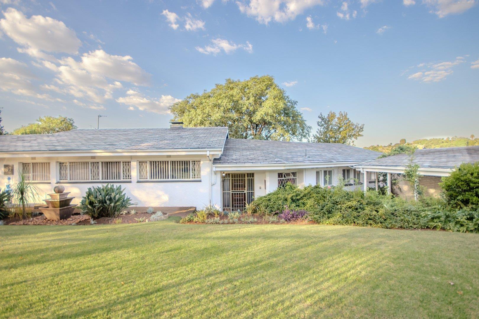 Florida Hills Property Houses for sale in Florida Hills