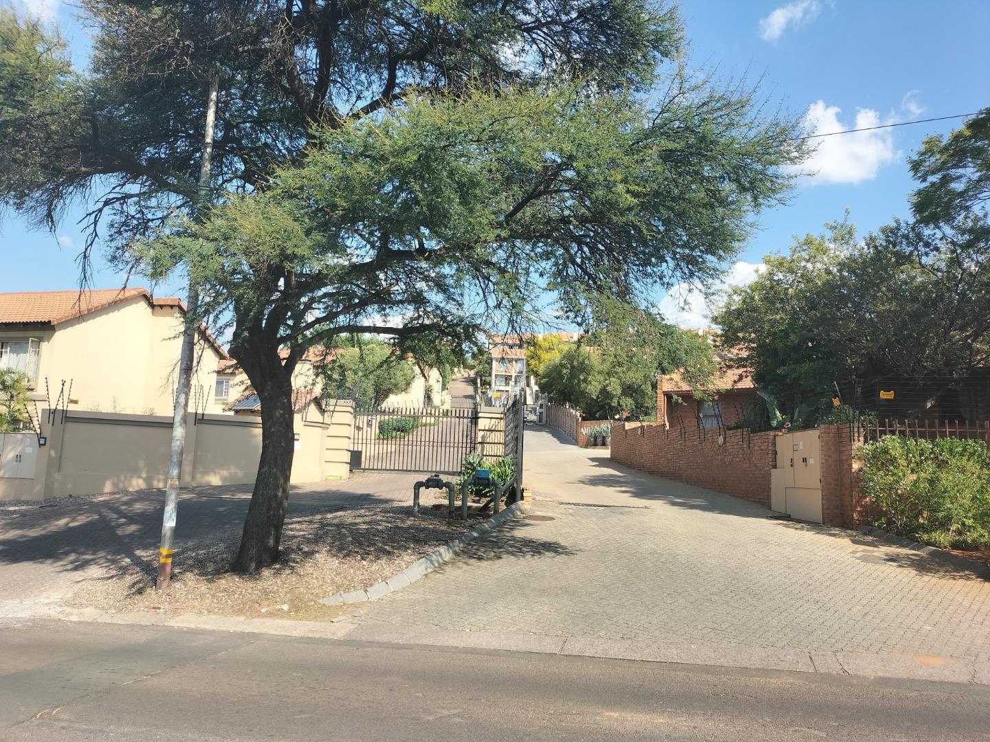 2 Bedroom Apartment / flat for sale in La Montagne P24114163071