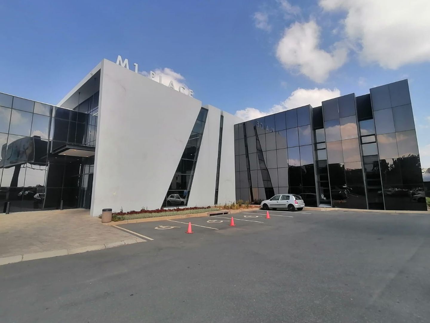 Kelvin Property Commercial property to rent in Kelvin