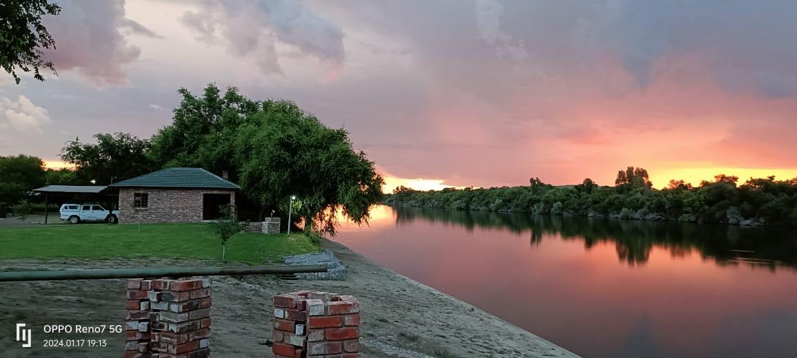 Farm for sale in Renovaal P24114165973