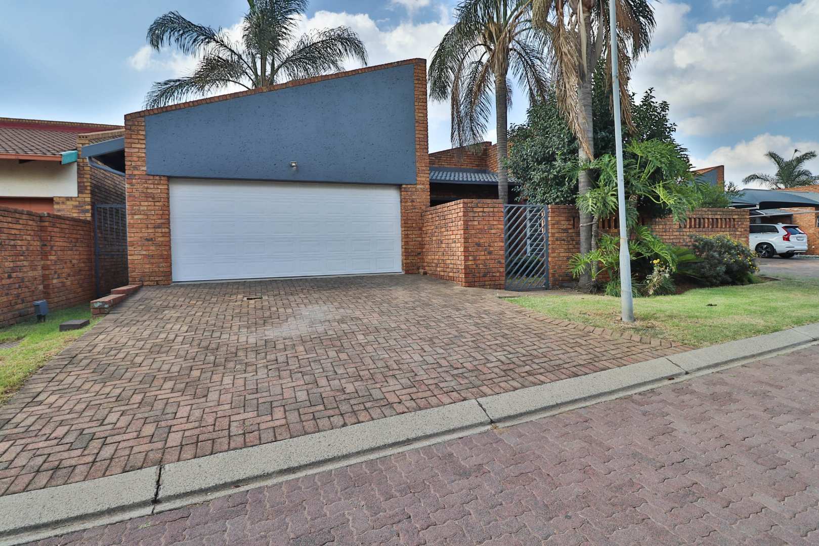 Bartlett Property Property and houses for sale in Bartlett