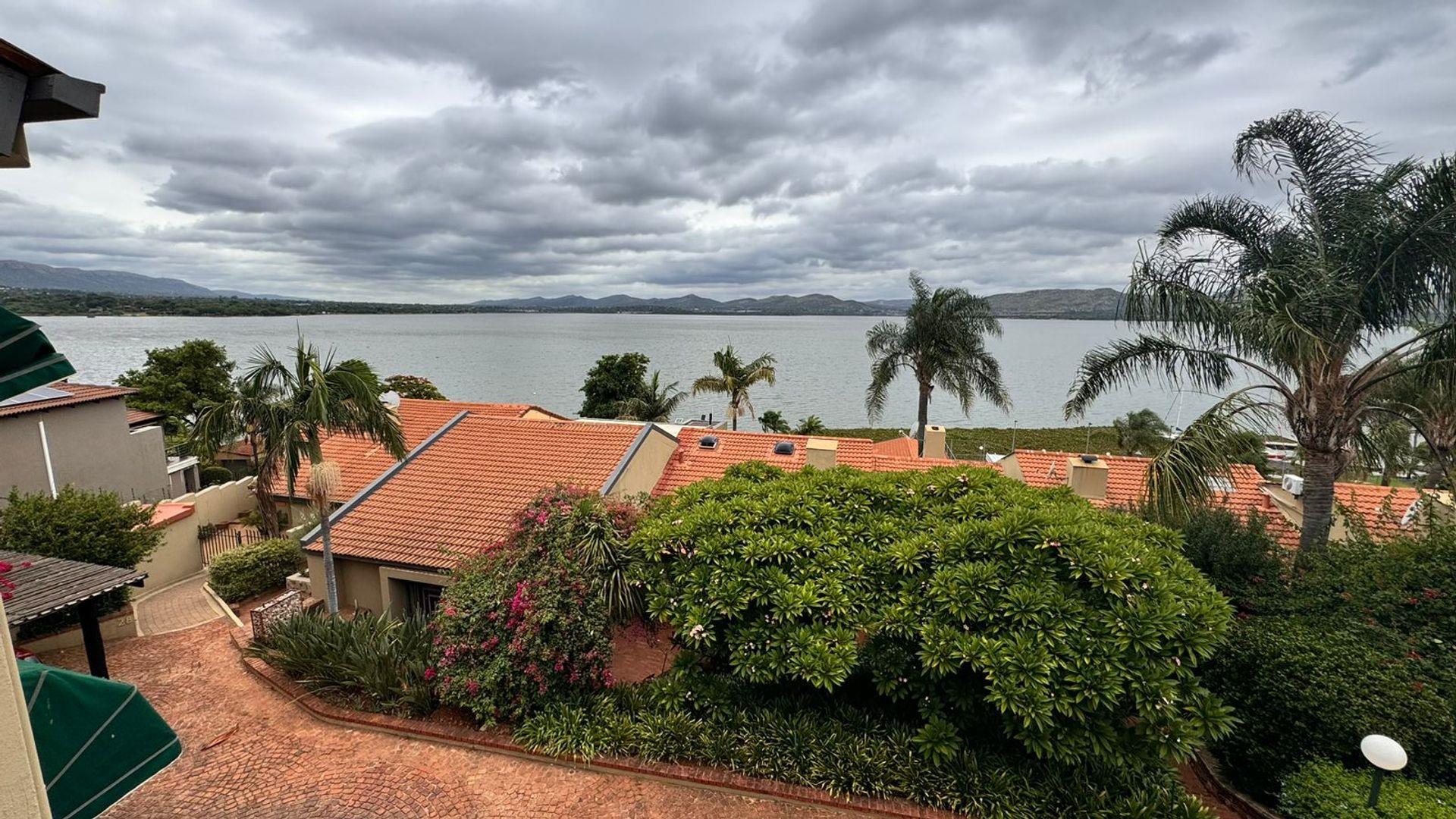 Kosmos Property Property and houses for sale in Kosmos