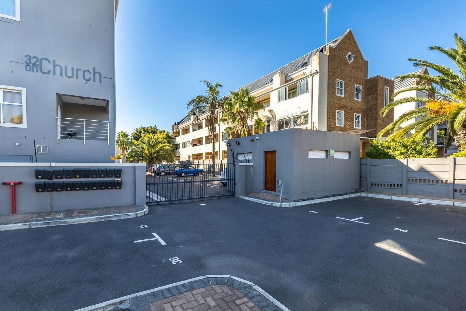 2 Bedroom Apartment / flat for sale in Durbanville Central 30 Church