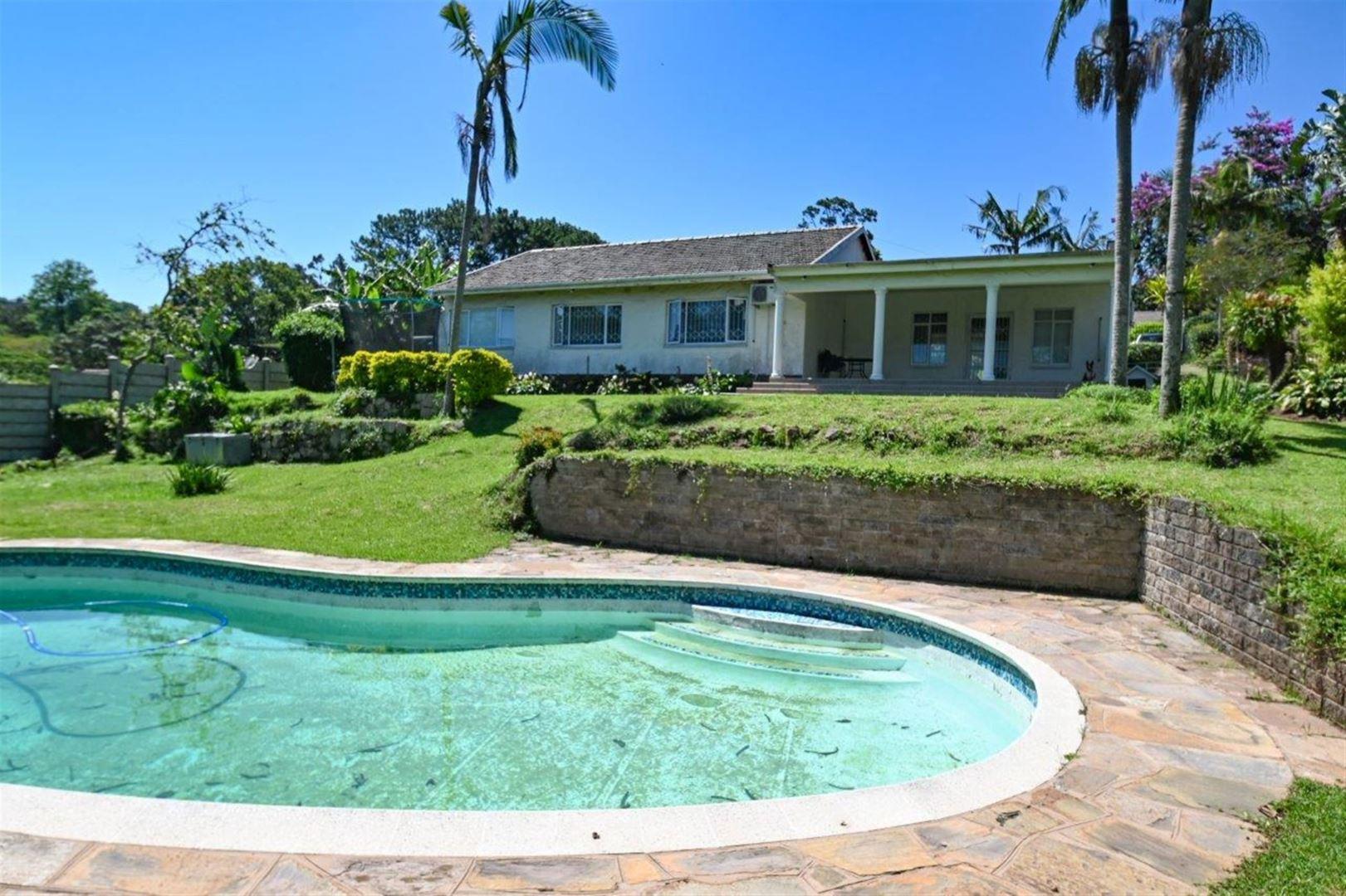 3 Bedroom House for sale in Dawncliffe P24114169601