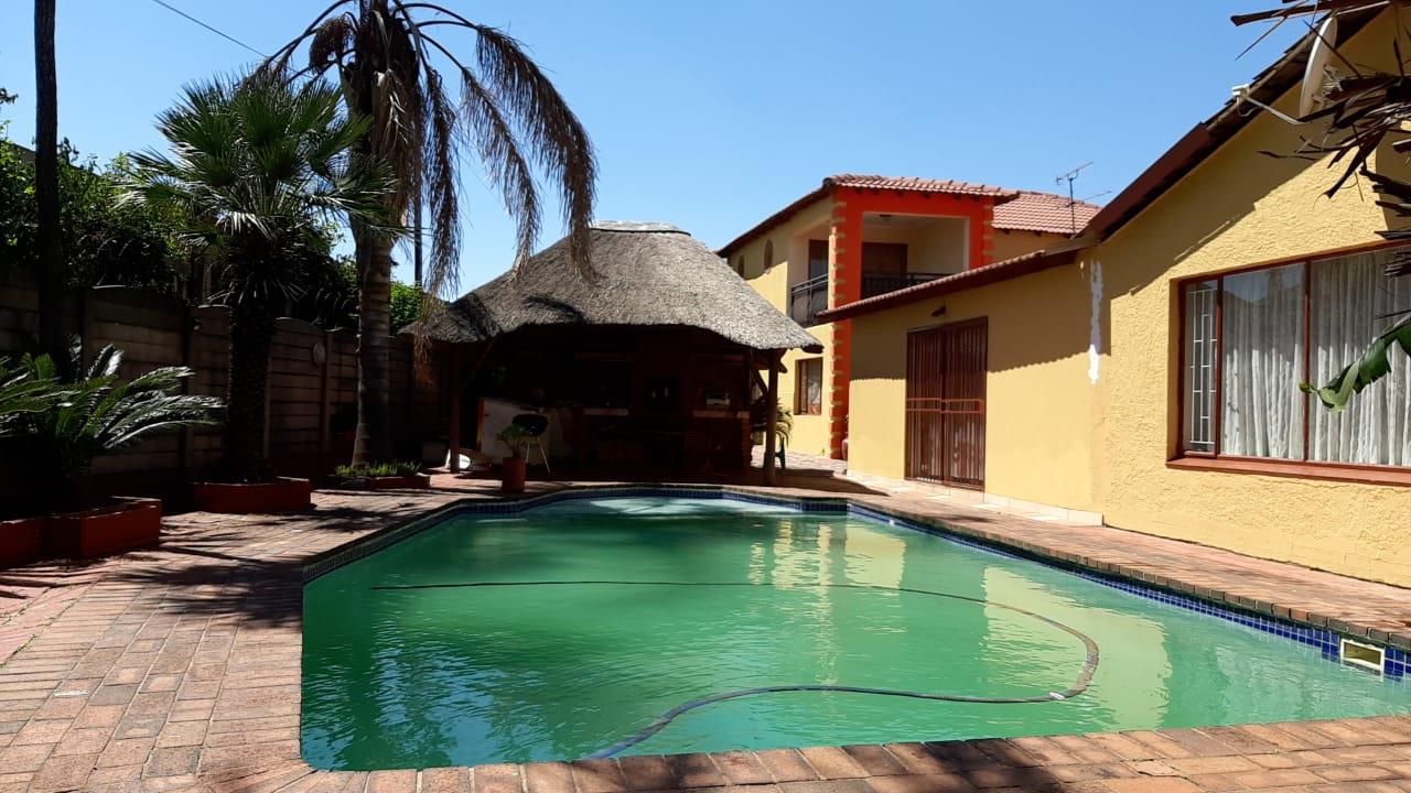 Leachville Ext 1 Property Property and houses for sale in Leachville