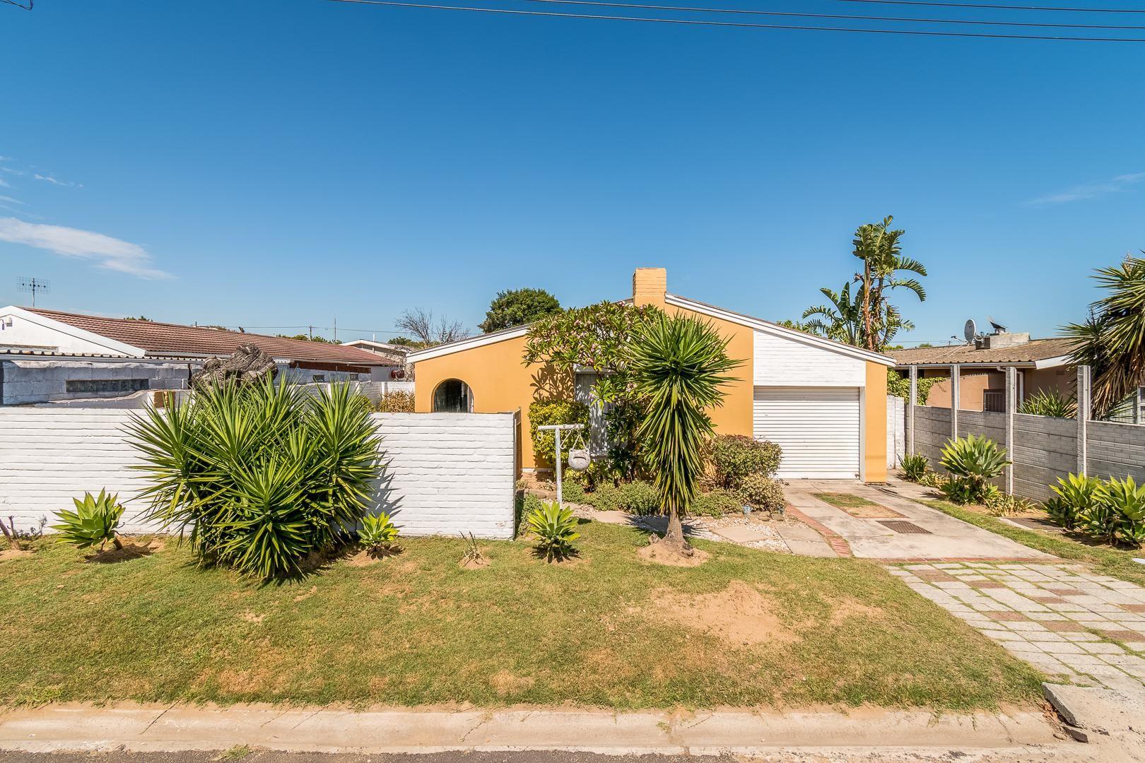 3 Bedroom House for sale in Peerless Park West P24114172779