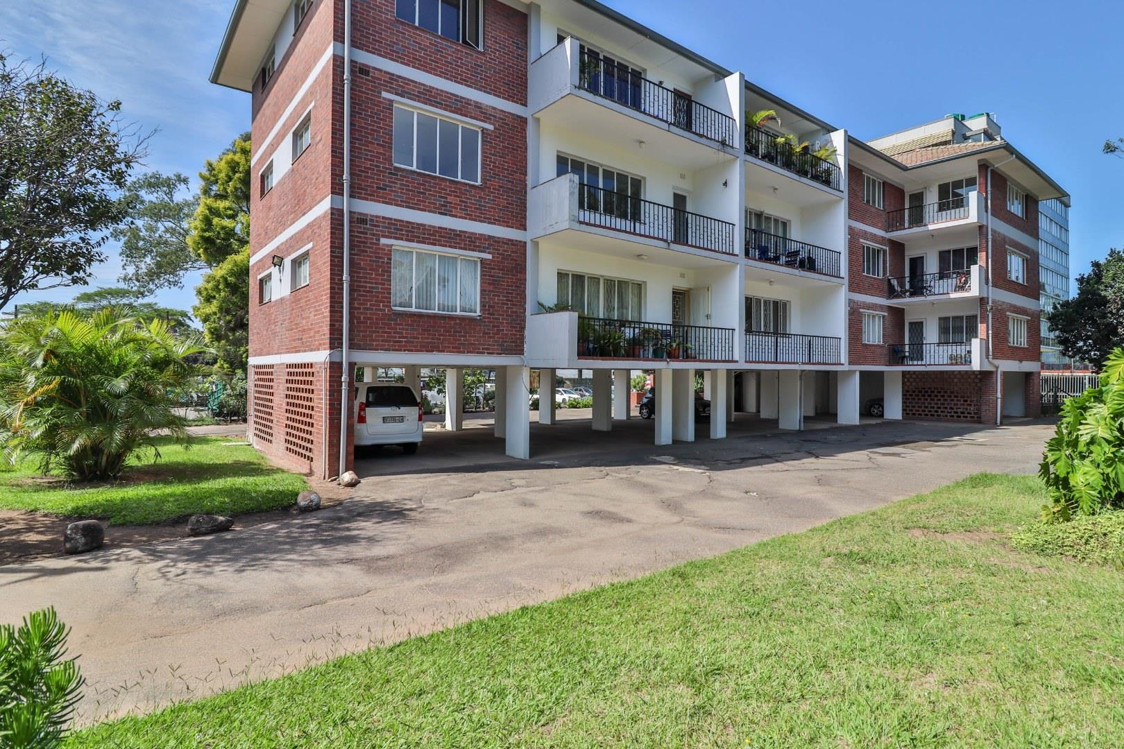 Central Property Apartments / flats for sale in