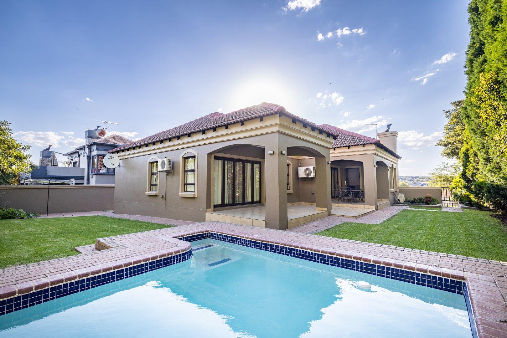 Blue Valley Golf Estate Property Property and houses for sale in Blue