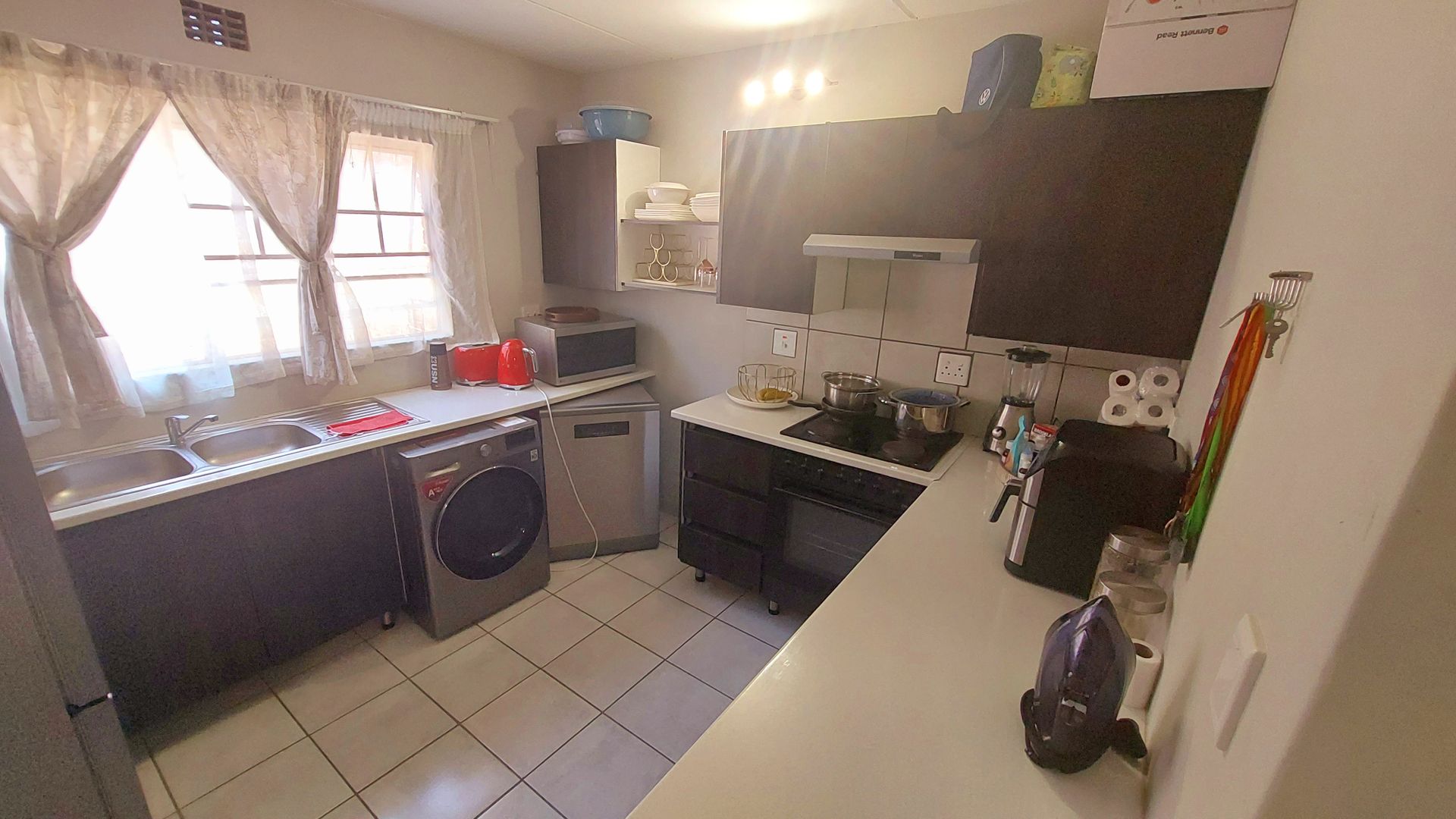 2 Bedroom Townhouse for sale in Crystal Park P24114175700