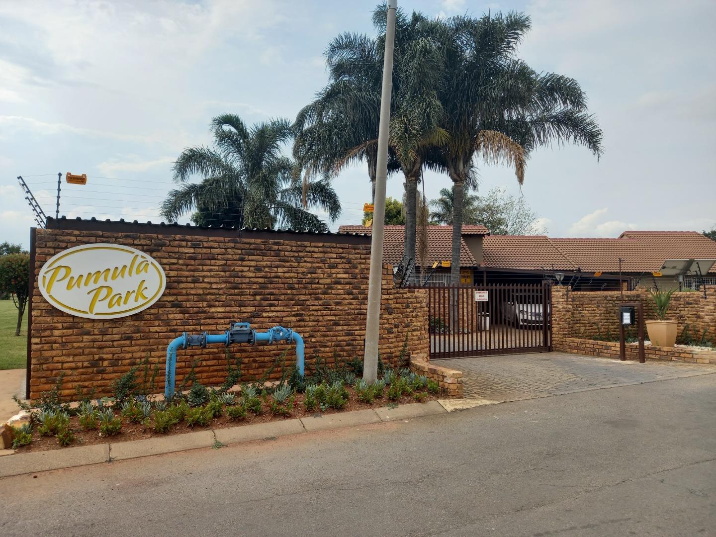 Bonaero Park Property Townhouses to rent in Bonaero Park